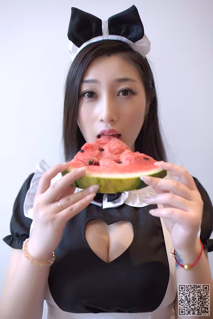 俏丽小女仆妲己制服诱惑香艳来袭