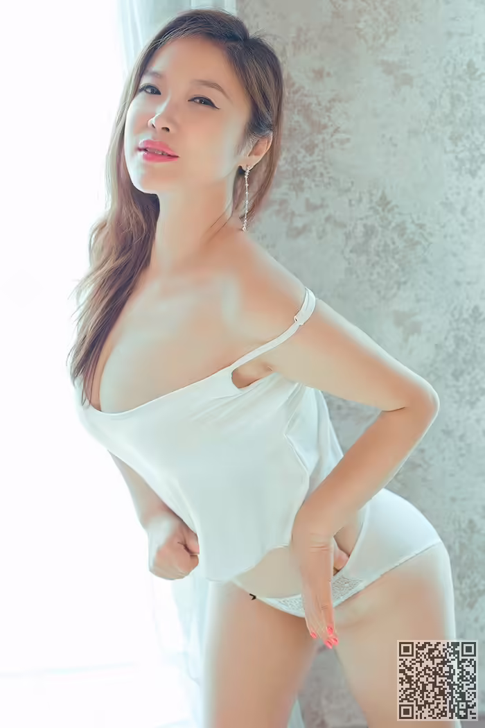 熟女、西希、前凸后翘