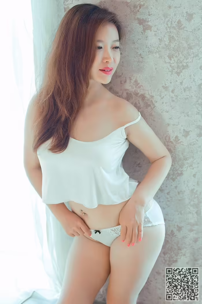 熟女、西希、前凸后翘