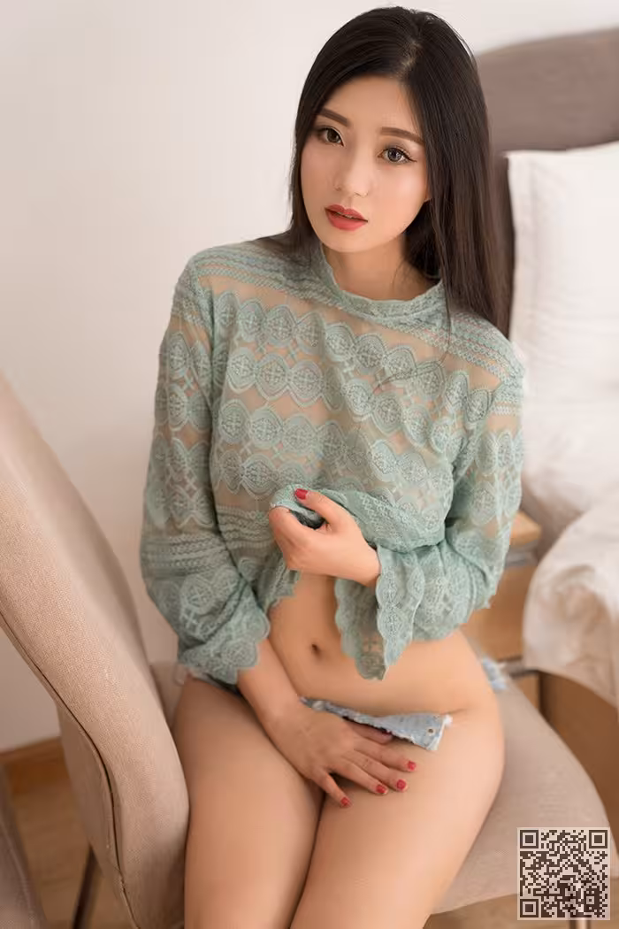 气质美女宋KiKi透视内衣亦柔亦媚