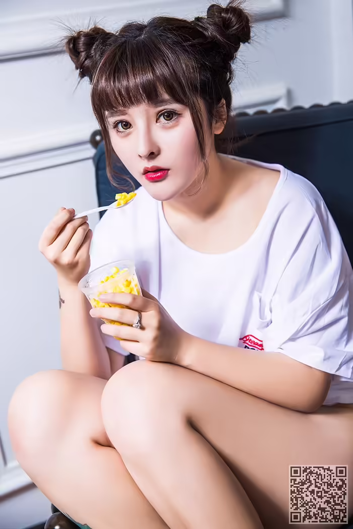 童颜巨乳、杨曼妮、诱人