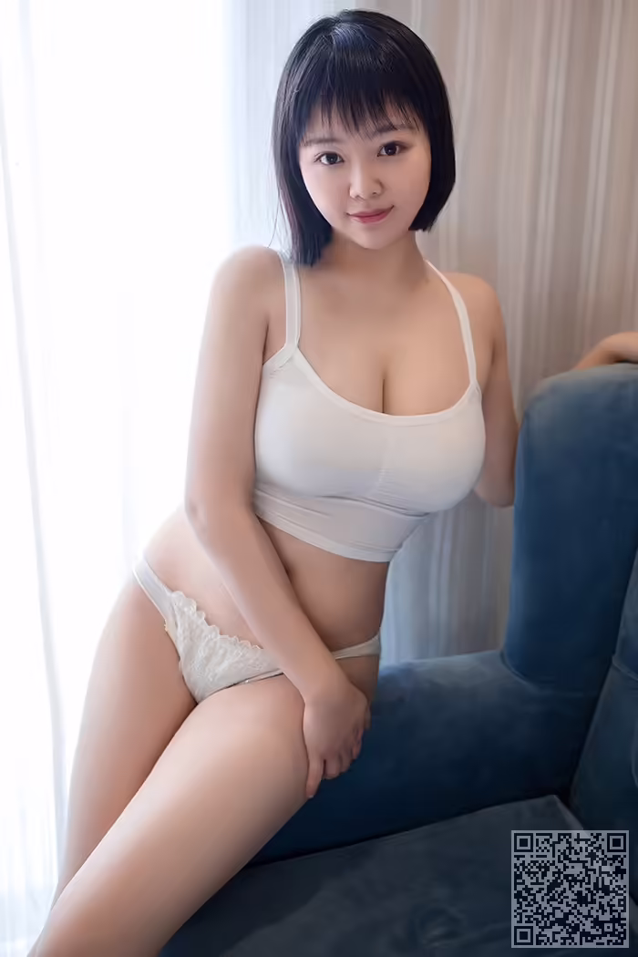 巨乳、少女、赤间菀枫