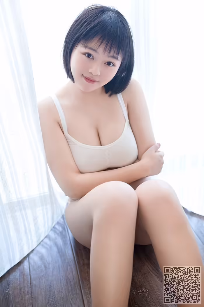 巨乳、少女、赤间菀枫