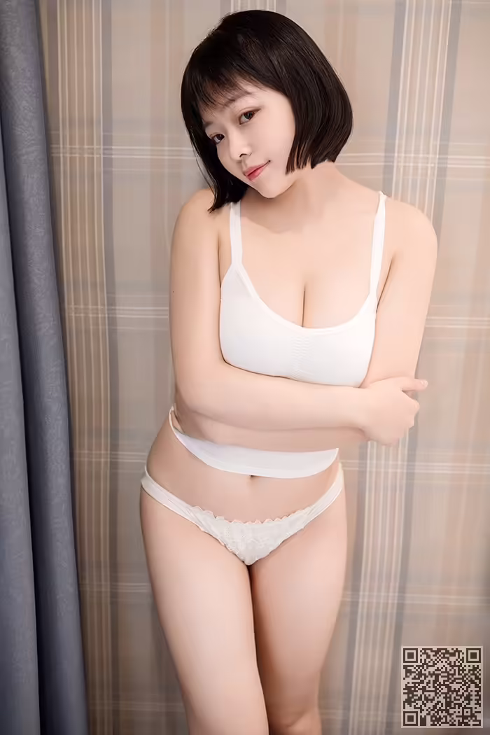 巨乳、少女、赤间菀枫