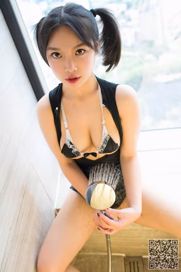 童颜巨乳、湿身、香艳