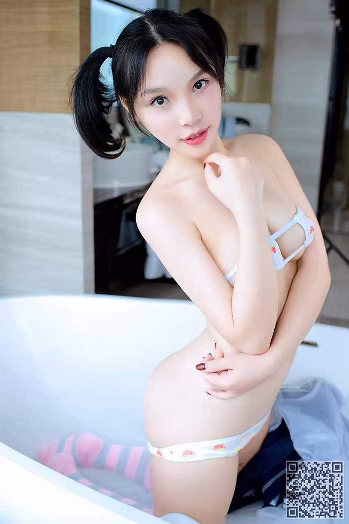 童颜巨乳、湿身、香艳