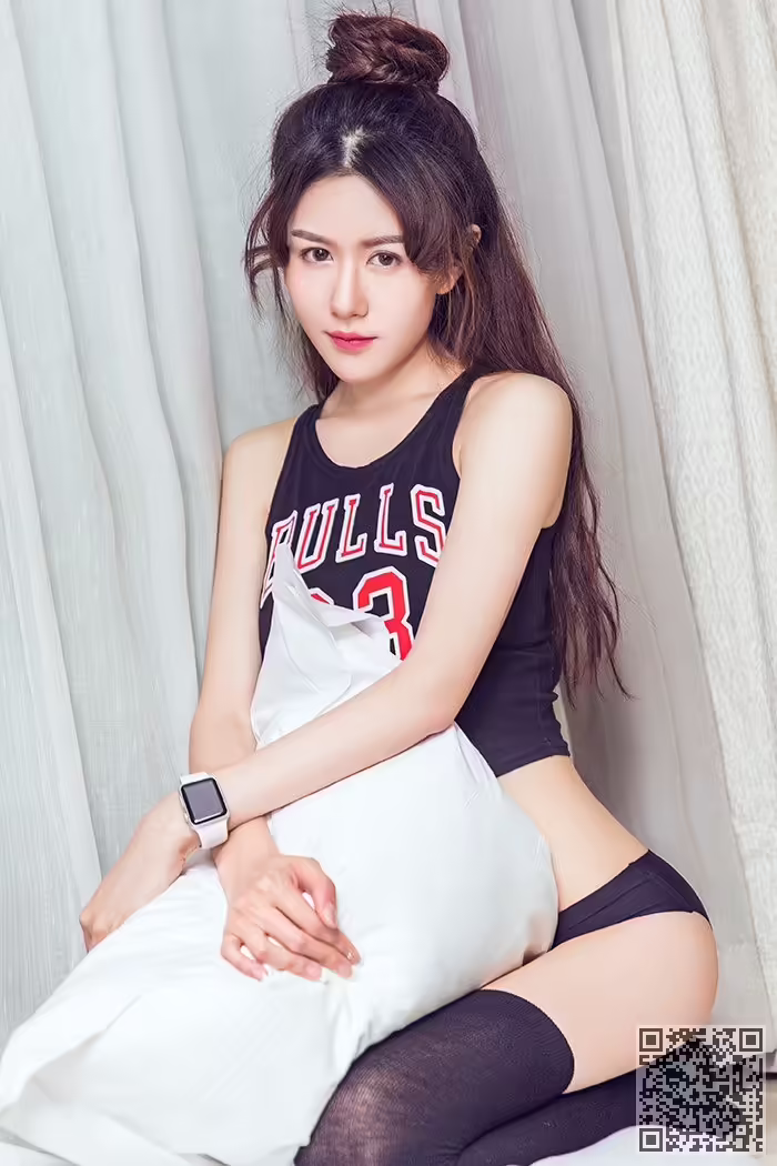 美人、诗卉、丝袜、美艳