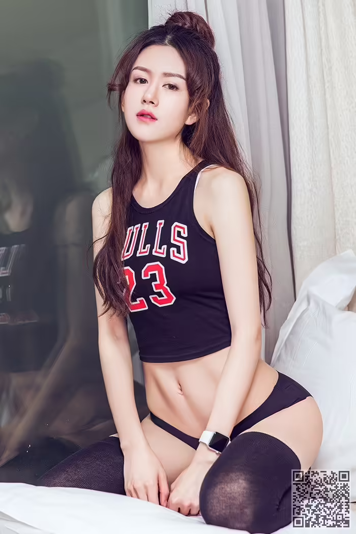 美人、诗卉、丝袜、美艳