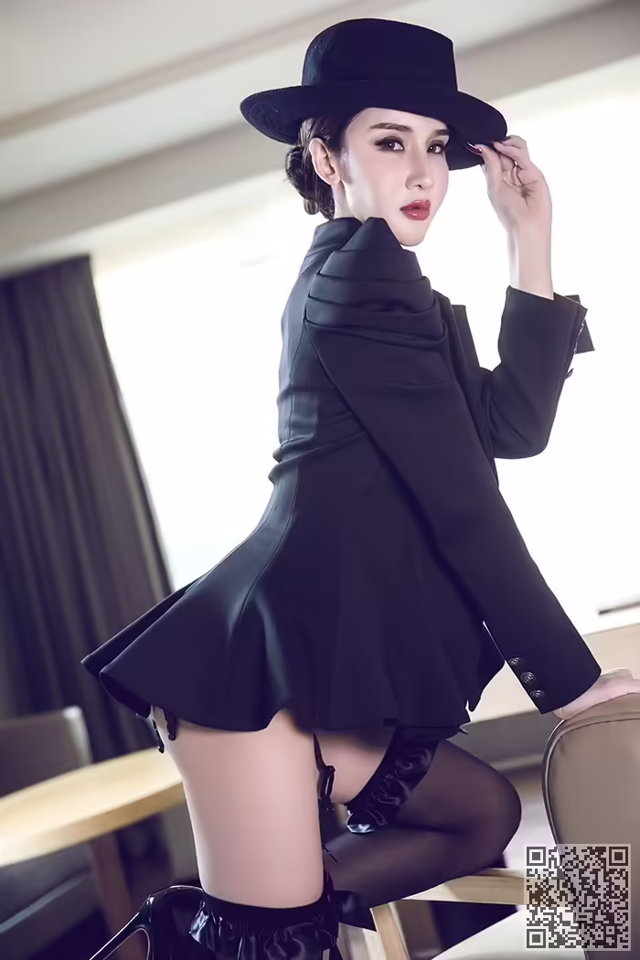 御姐、瓦娅、美腿、丝袜