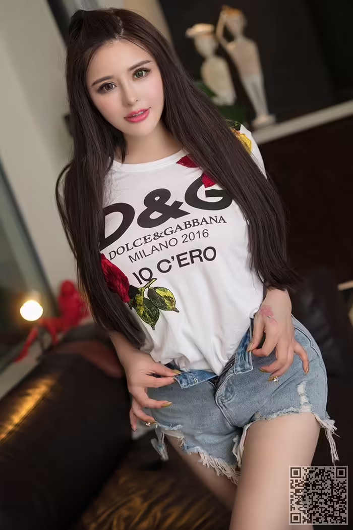 嫩模、金BABY、双峰