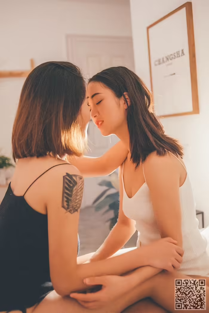 姐妹花、诱惑、双飞