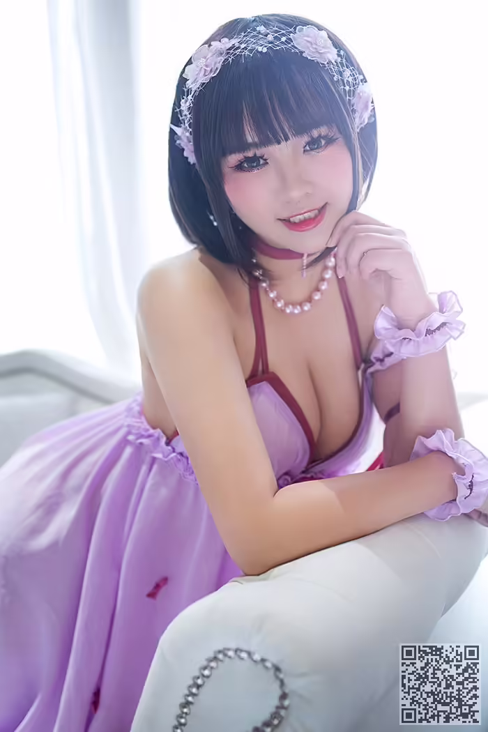 巨乳、少女、火辣