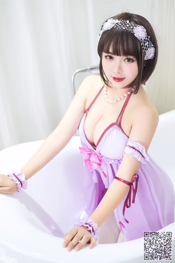巨乳、少女、火辣