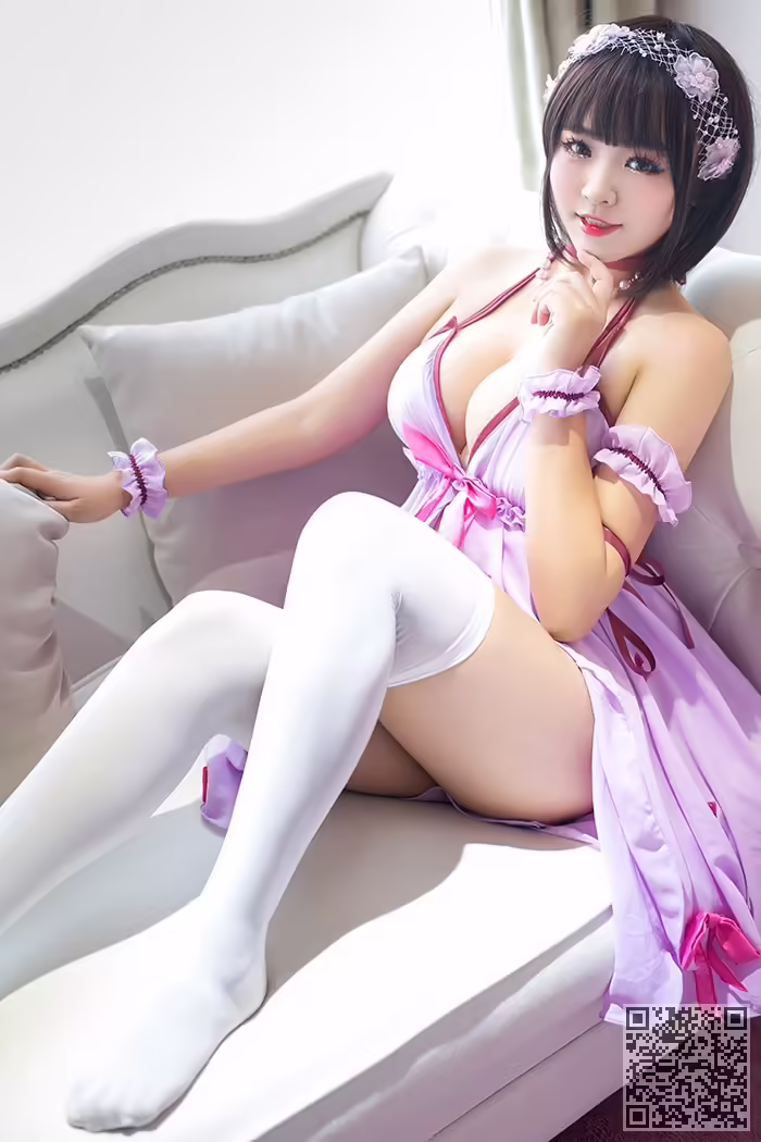 巨乳、少女、火辣