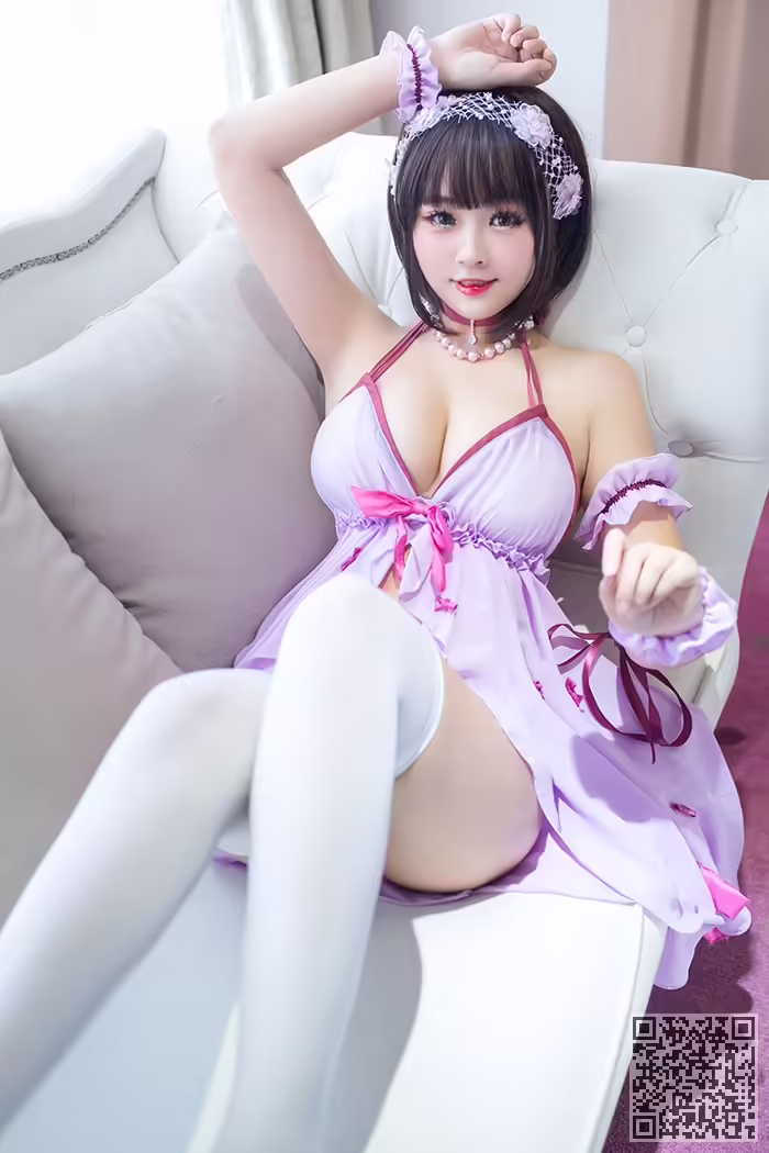 巨乳、少女、火辣