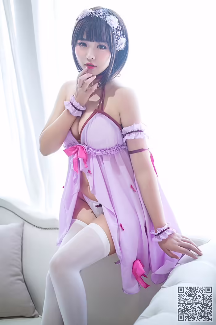 巨乳、少女、火辣