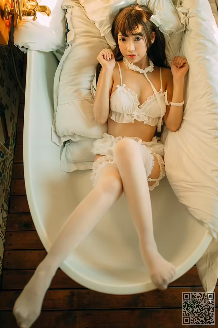 巨乳、萝莉、女仆