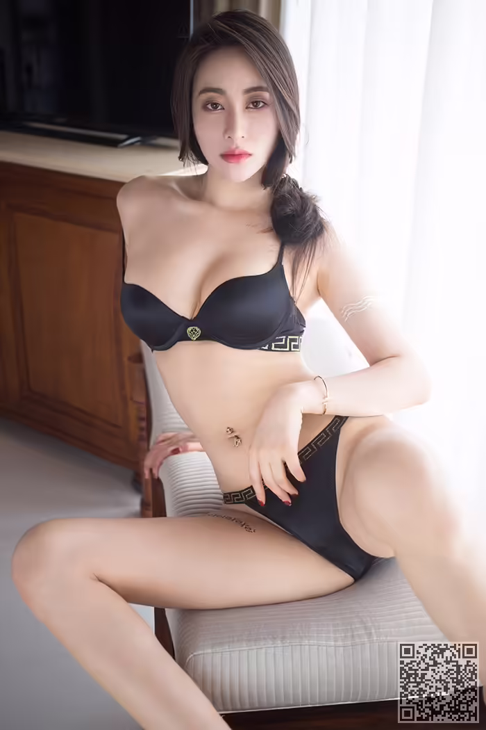 女神、穆菲菲、酥胸