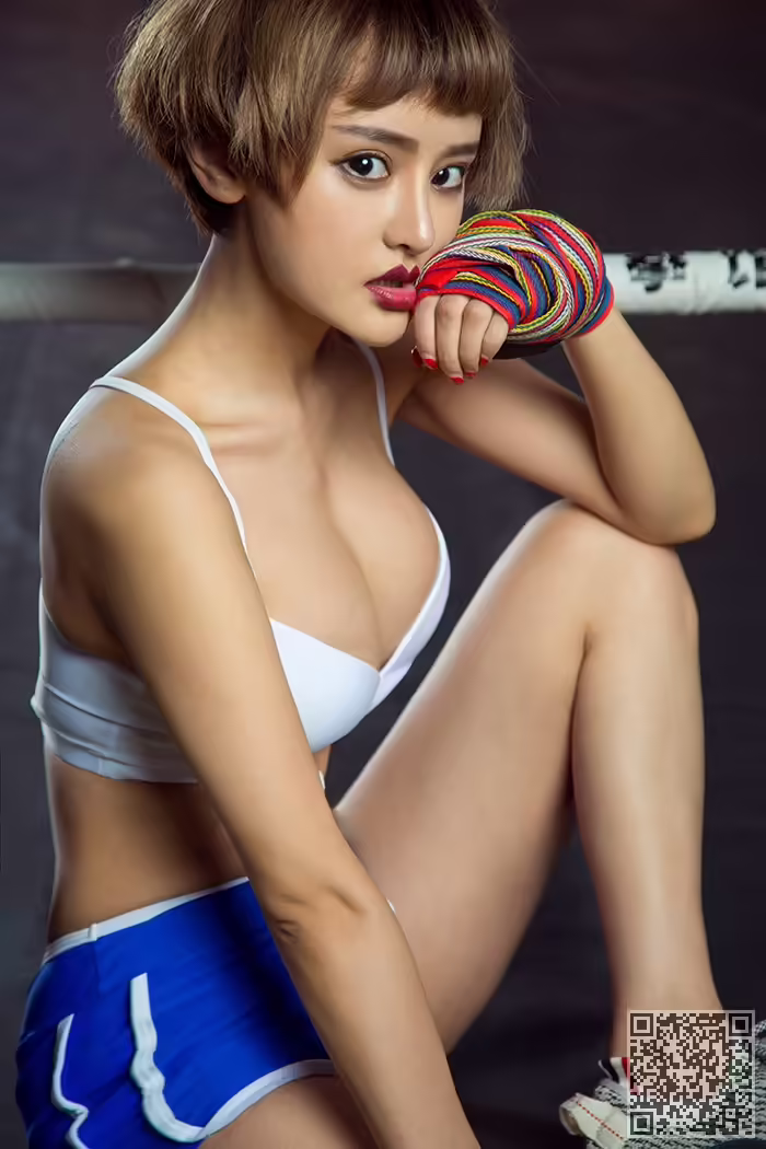 尤物、李思宁、巨乳、翘臀