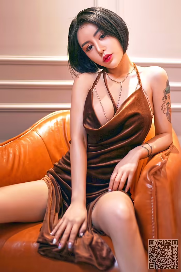 御姐、陆梓琪、丰满、玉乳