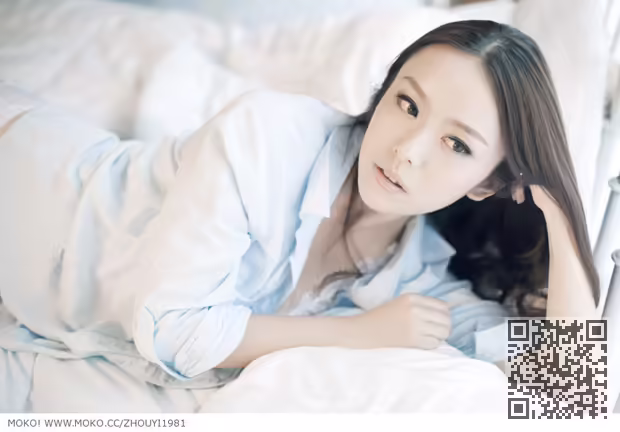 美女、周毅、写真