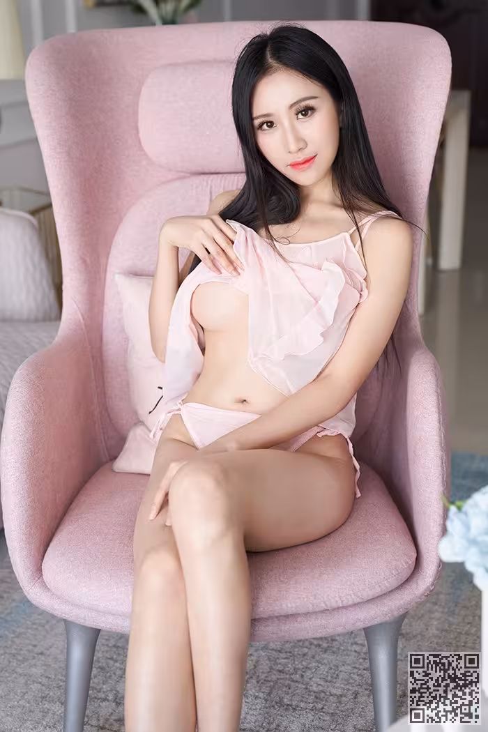 巨乳御姐月音瞳丰满可口一丝不挂