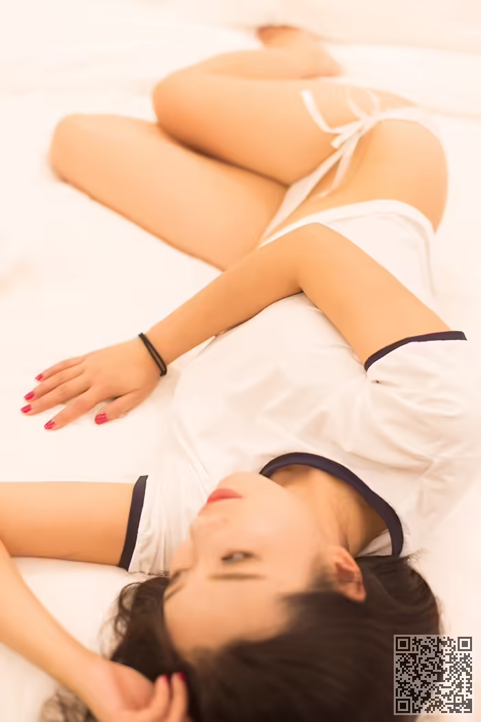 学生妹、宋kiki、惹火、湿身照