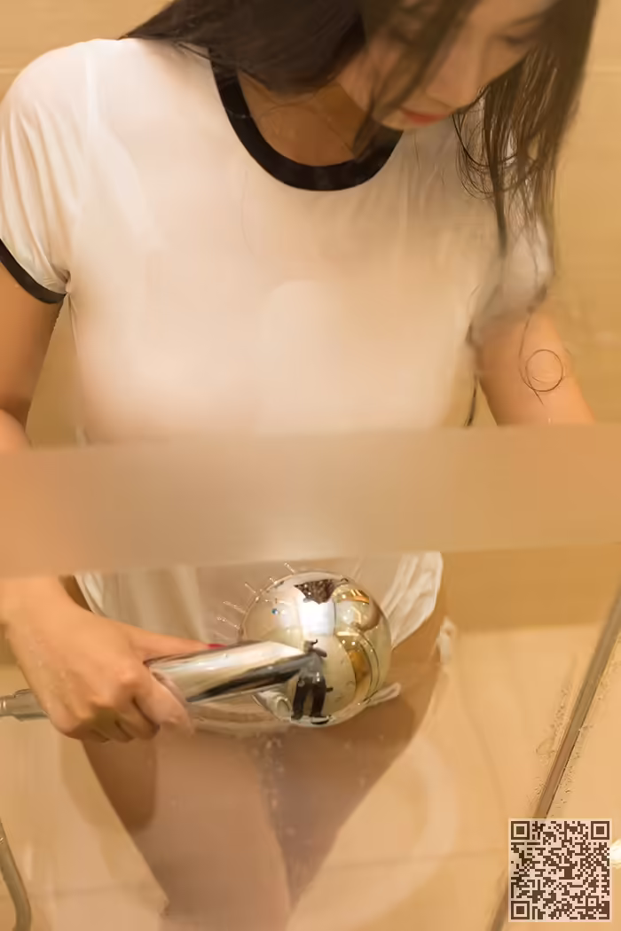学生妹、宋kiki、惹火、湿身照