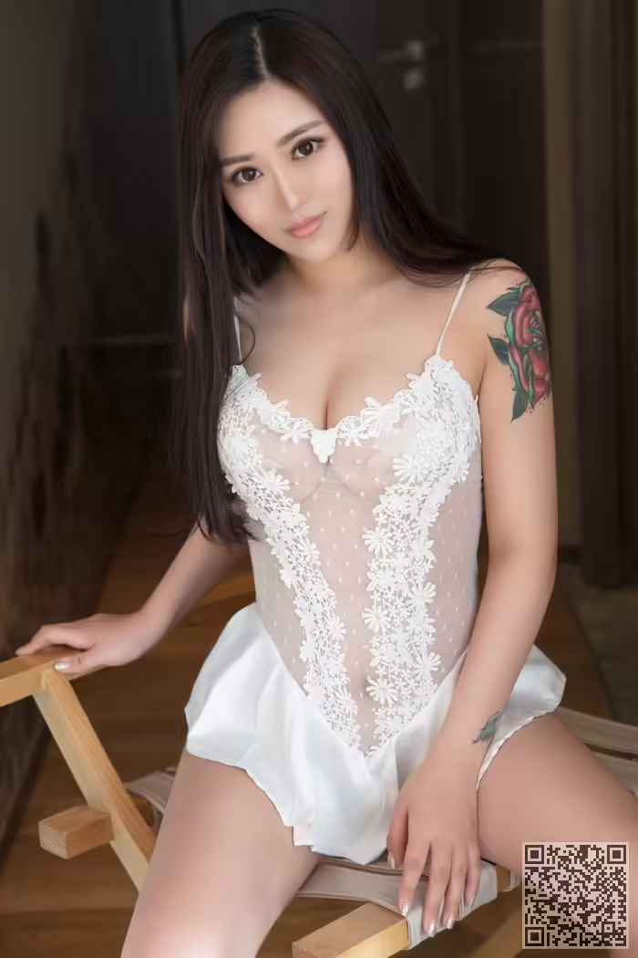 丝袜、梦甜、前凸后翘、惹火