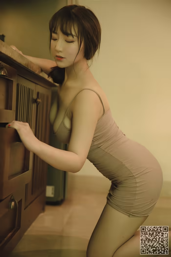 人妻、柯柯、豪乳、湿身