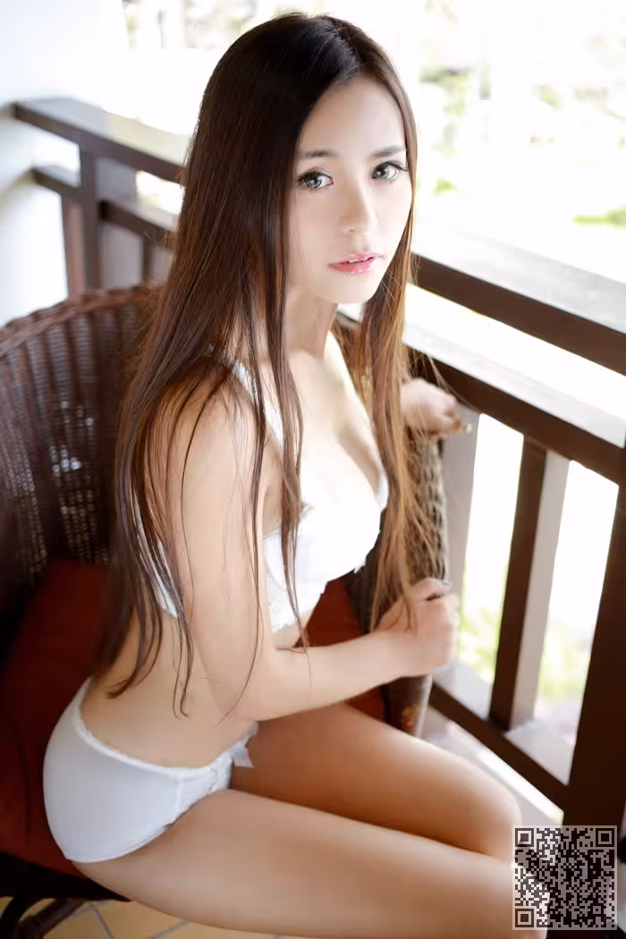 性感尤物Moa情趣捆绑让人欲火焚身