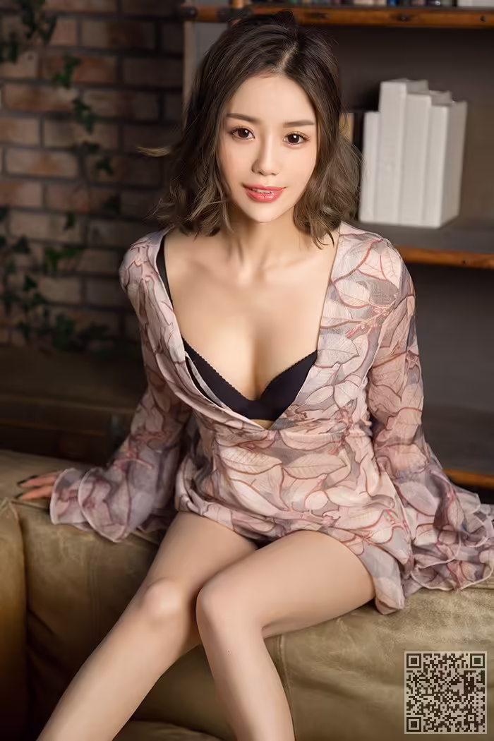 香艳、美人、颜亦汐、凹凸有致