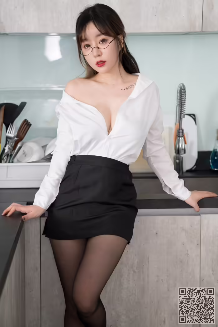 黑丝、御姐、王雨纯、制服诱惑