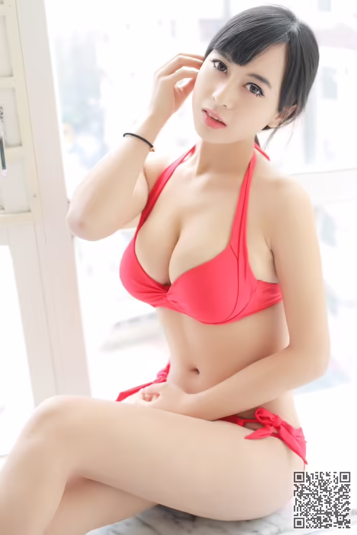 嫩模、黄可、性感、比基尼、豪乳