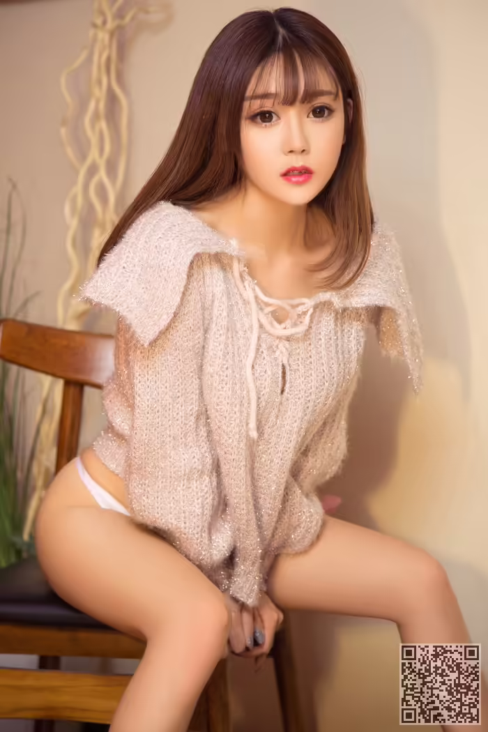 美女、周心情、爆乳、翘臀