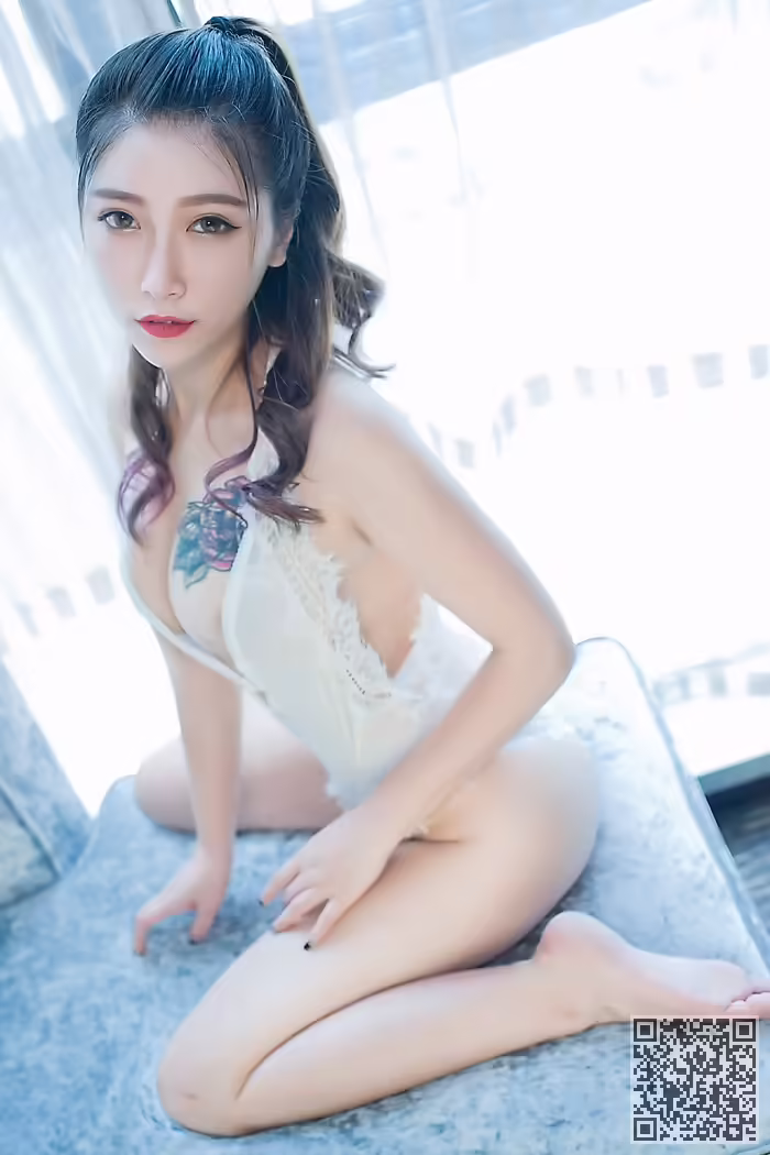 御姐、杜花花、爆乳、蕾丝