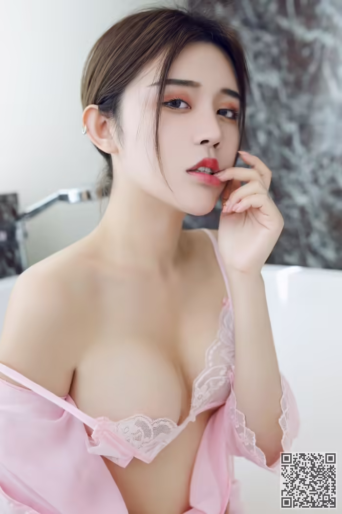 佳人、卓娅祺、美乳、诱惑