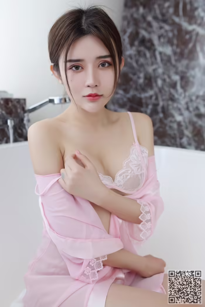 佳人、卓娅祺、美乳、诱惑