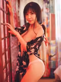 欲望美女丁晓楠真空上阵欲拒还迎