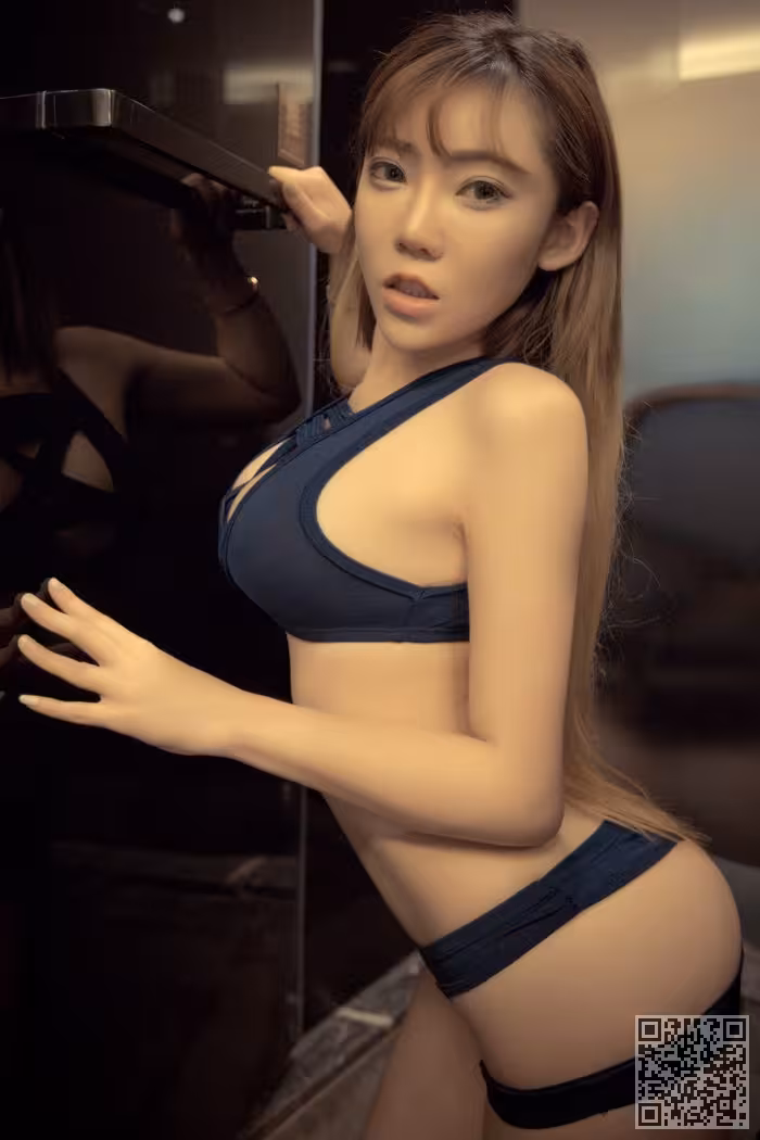 巨乳嫩妹萌汉药蜜桃美臀直击心田