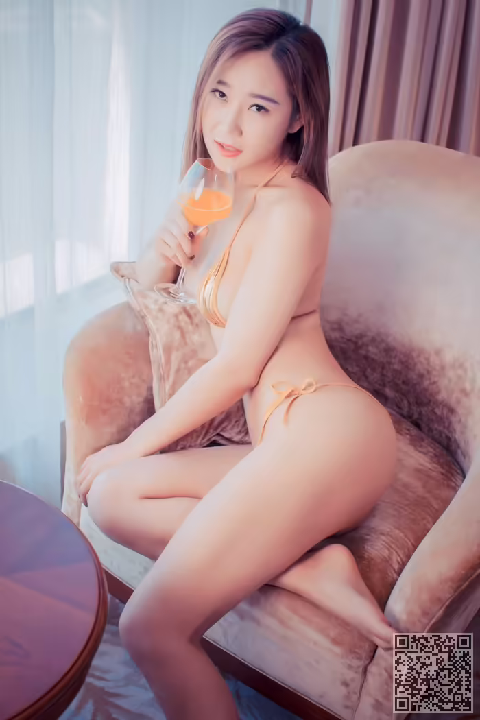 欲女、棉花糖、火辣、胴体