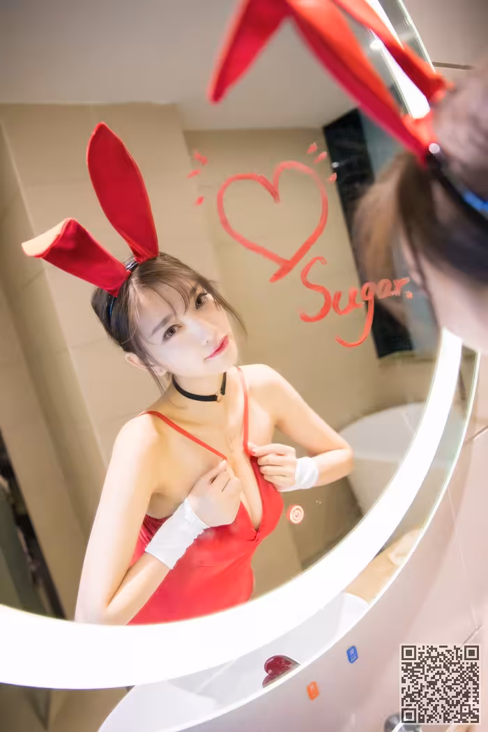 甜美女神杨晨晨浴室湿身春光乍泄