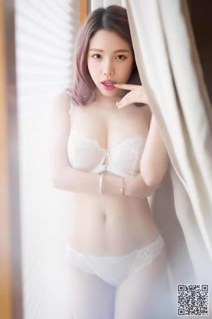 妮小妖、蕾丝、内衣秀、豪乳