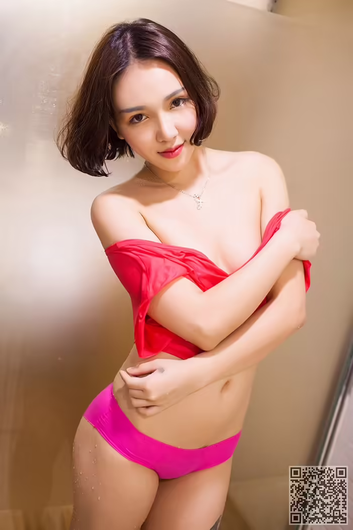 少妇、艾诗、湿身诱惑