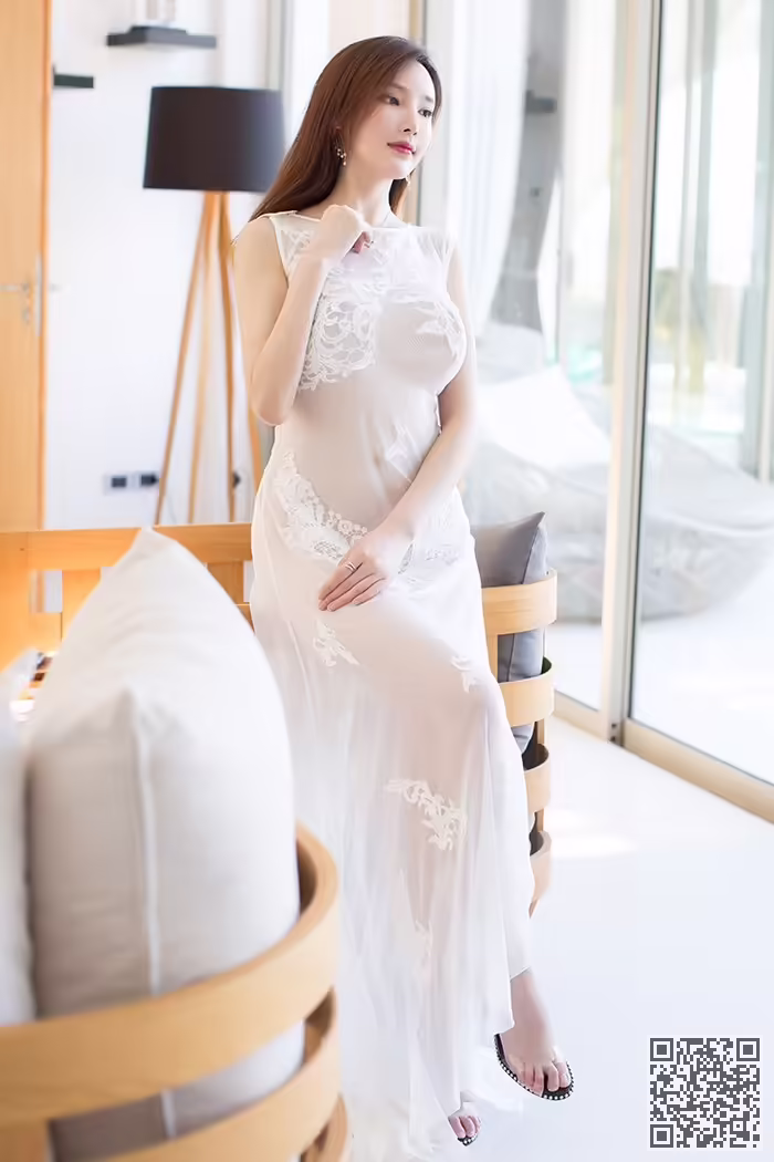 爆乳、女神、周妍希、湿身