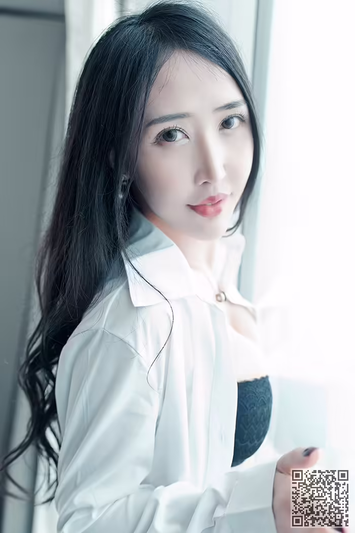 御姐、余馨妍、美腿、黑丝