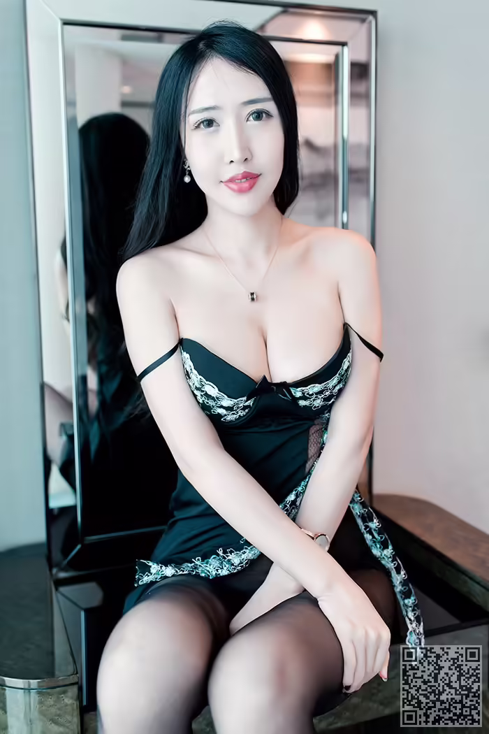 御姐、余馨妍、美腿、黑丝