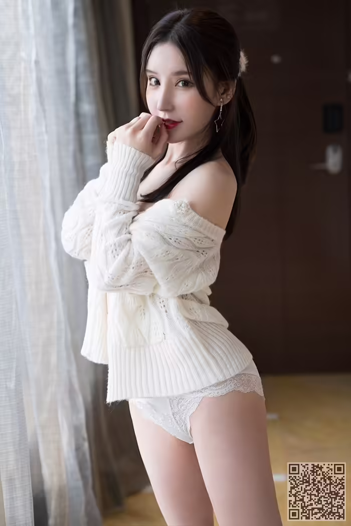 美腿、周于希、真空、美乳