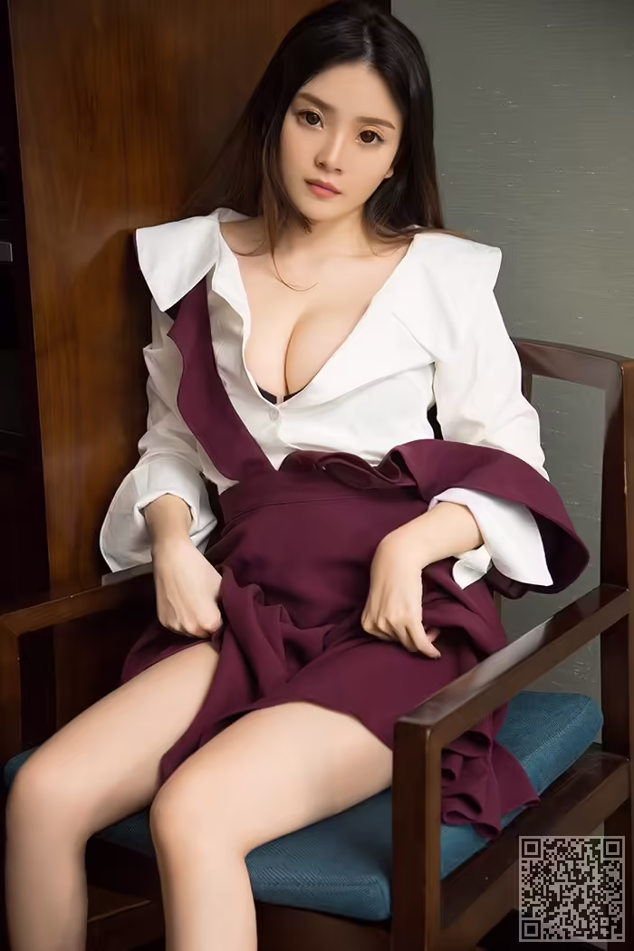 绝色、尤女郎、撩人