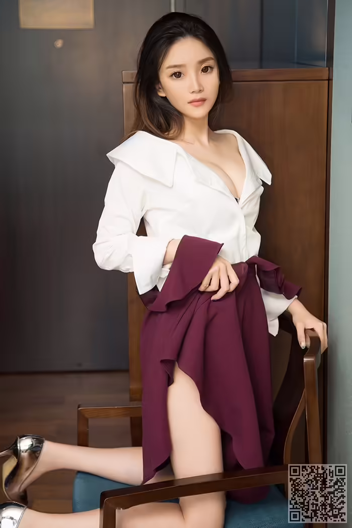 绝色、尤女郎、撩人